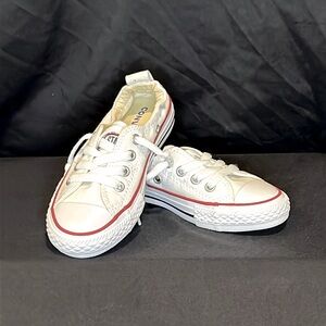 White Low-top Converse Size 11 Toddler